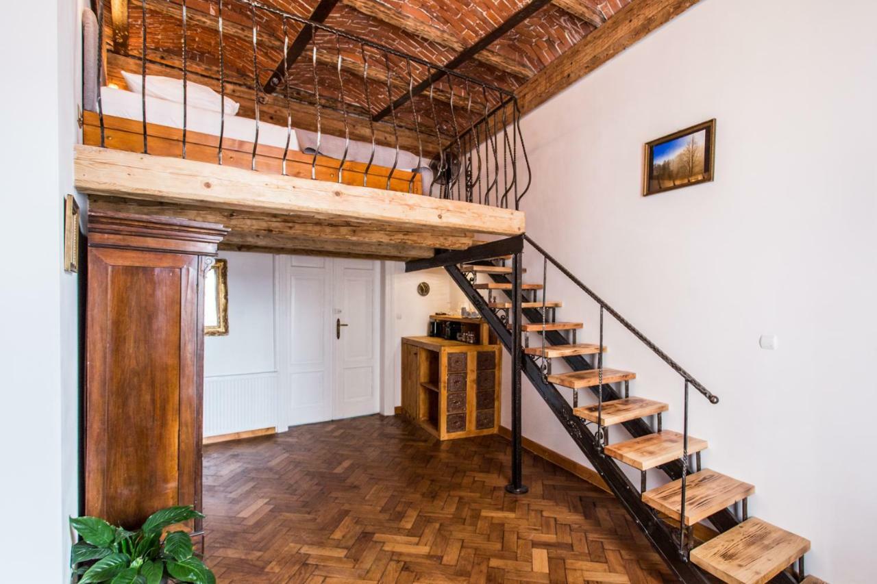 Lovenovsky Apartments — Photos 2